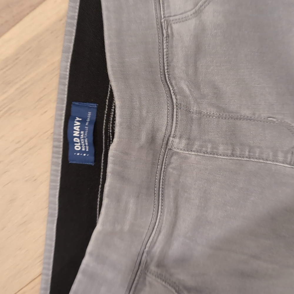 Old Navy Rockstar Pull on pants